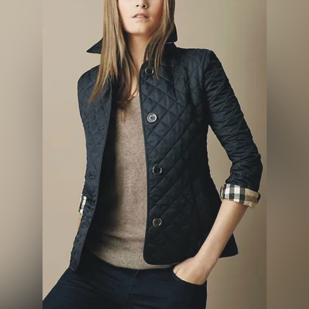 Burberry Black Quilted Puffer Jacket - Picture 3 of 16